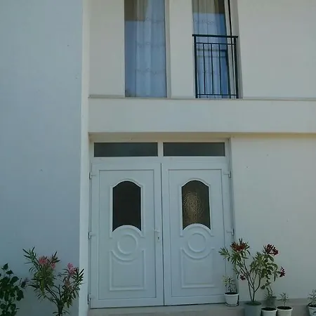 Belvedere Apartment *