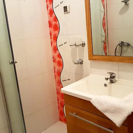 Belvedere Apartment *